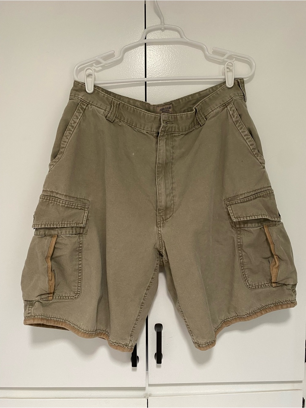 Vintage Y2K Abercrombie & Fitch cargo shorts